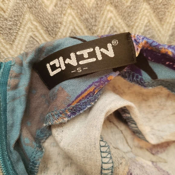 Pinup style butterfly dress - Picture 4 of 4